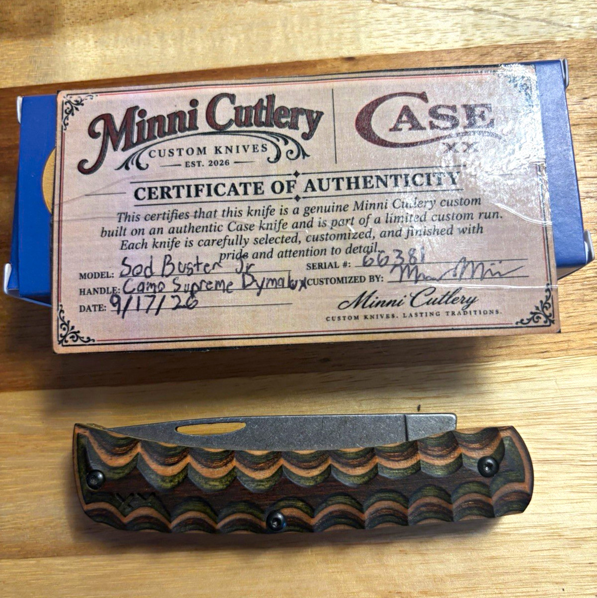 CASE XX CUSTOM Sod Buster Jr. Hand filed and jigged by Minni Cutlery.