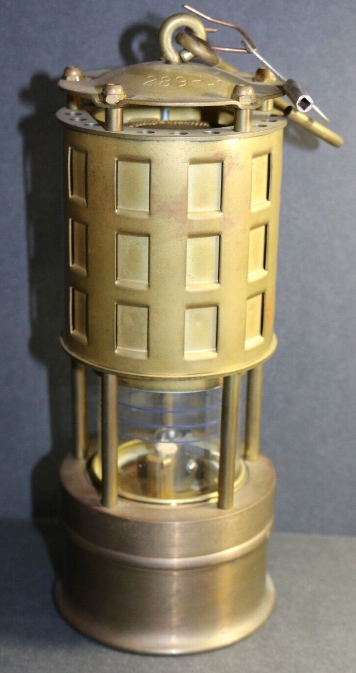 Vintage Koehler 289-1A coal mining lamp W/KEY unused condition BEAUTIFUL/SUPER