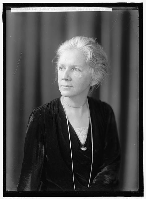 Photo:West Mrs R Thomas Portrait 1933 Woman Studio Portrait