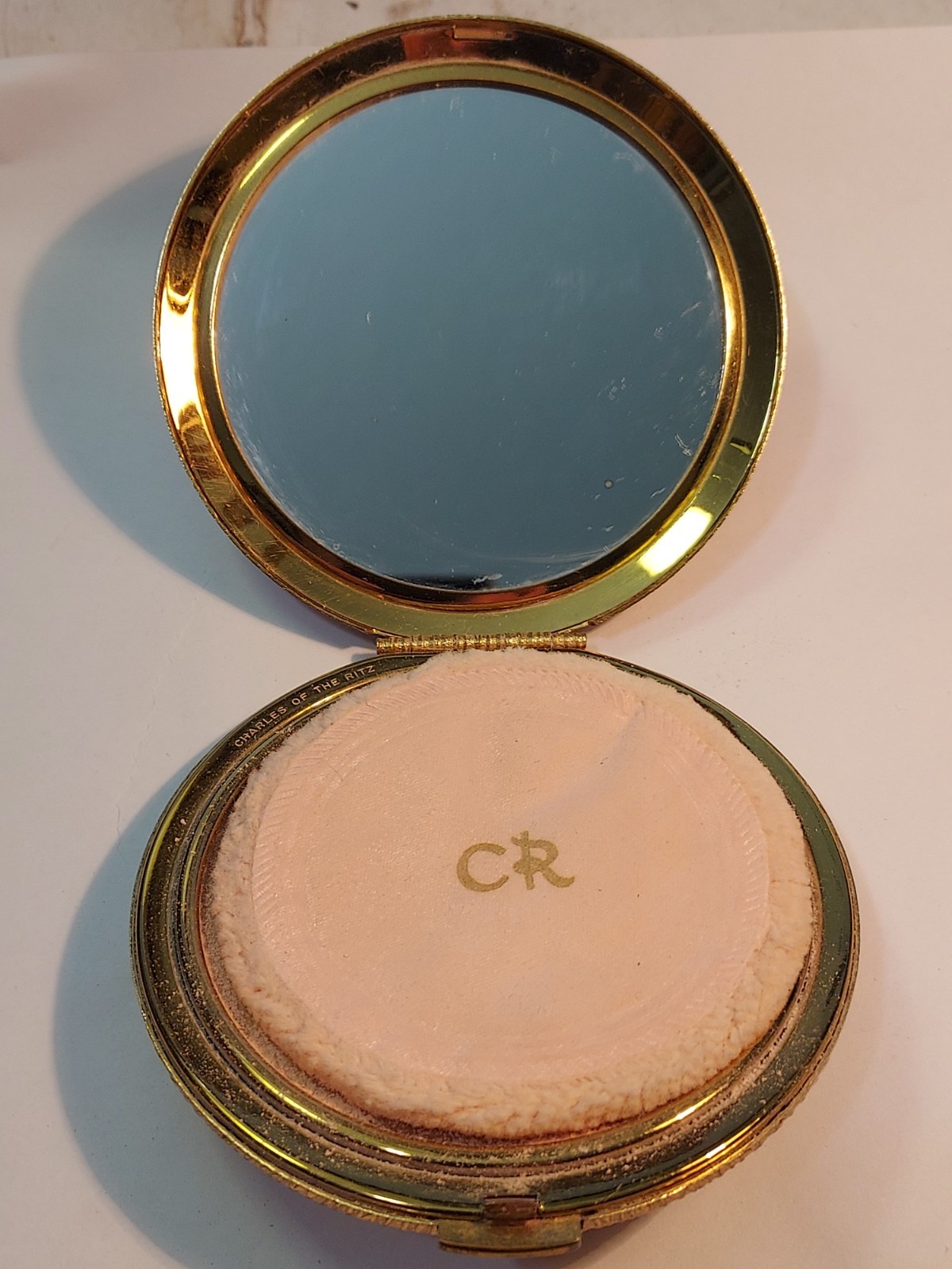 1940s VTG CHARLES of the RITZ Lady's Mirror Compact w/ Filigree Gold-Plated Case