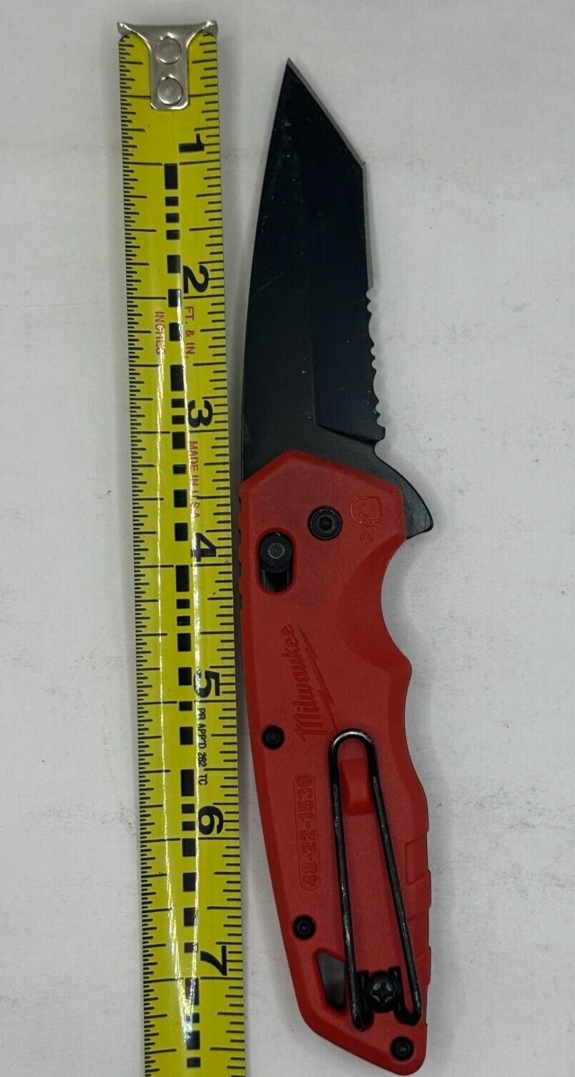 Milwaukee 48-22-1530 FASTBACK Spring Assisted Stainless Steel Folding Knife