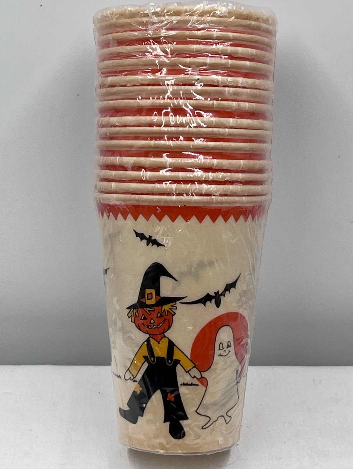 VINTAGE NOS HALLOWEEN WAX PAPER CUP Set of 16 JOL Pumpkin, Scarecrow, Ghost, Bat VINTAGE NOS HALLOWEEN WAX PAPER CUP Set of 16 JOL Pumpkin, Scarecrow, Ghost, Bat
