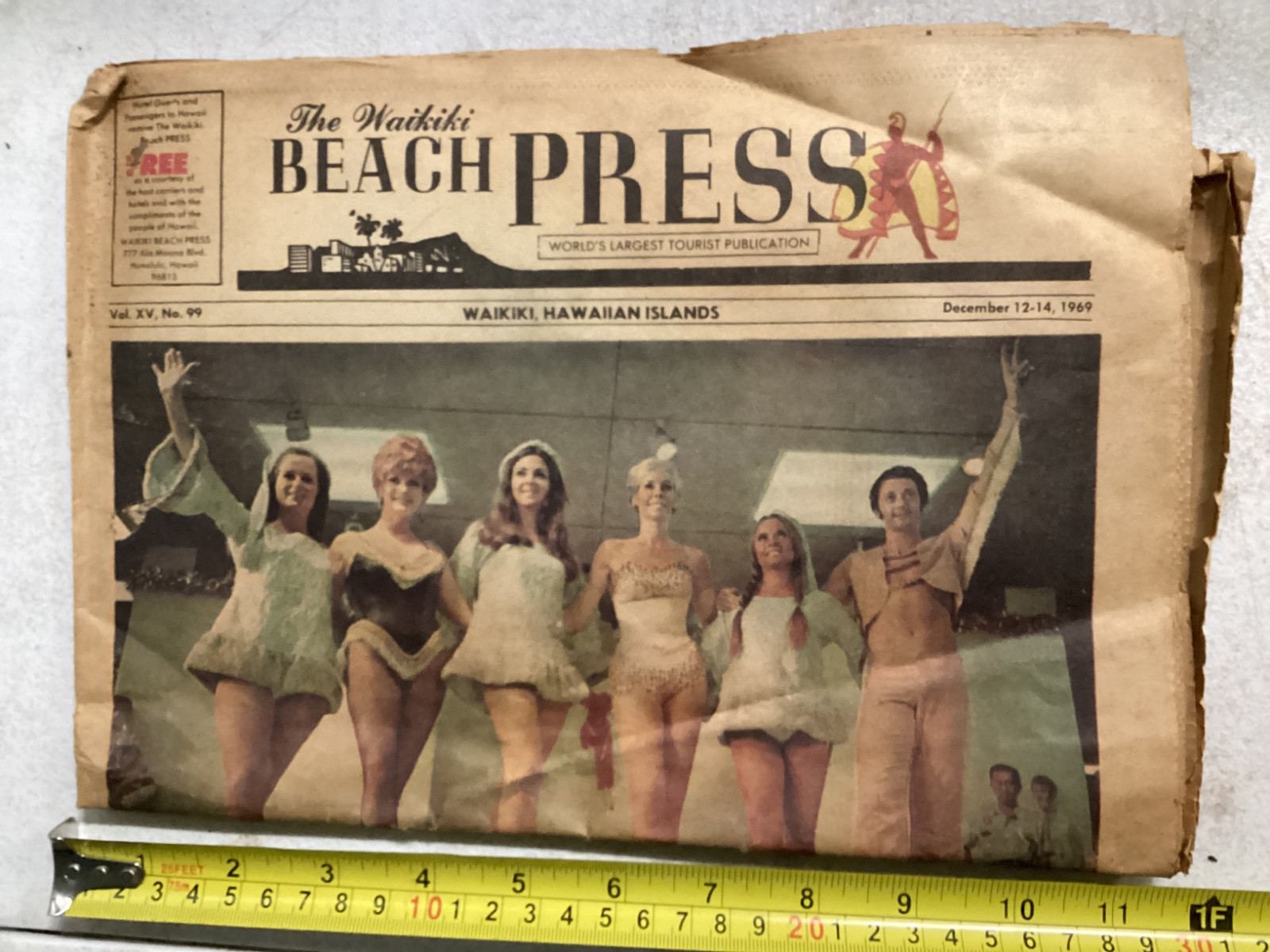 Vtg Newspaper Waikiki Beach Press Dec 1969 Hawaiian Islands Ice Skating/Zsa Zsa