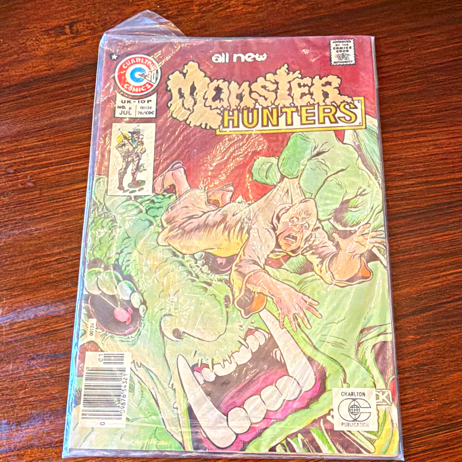 Charlton Comics Monster Hunters #10 (1976) Bronze Age Single Issue Comic