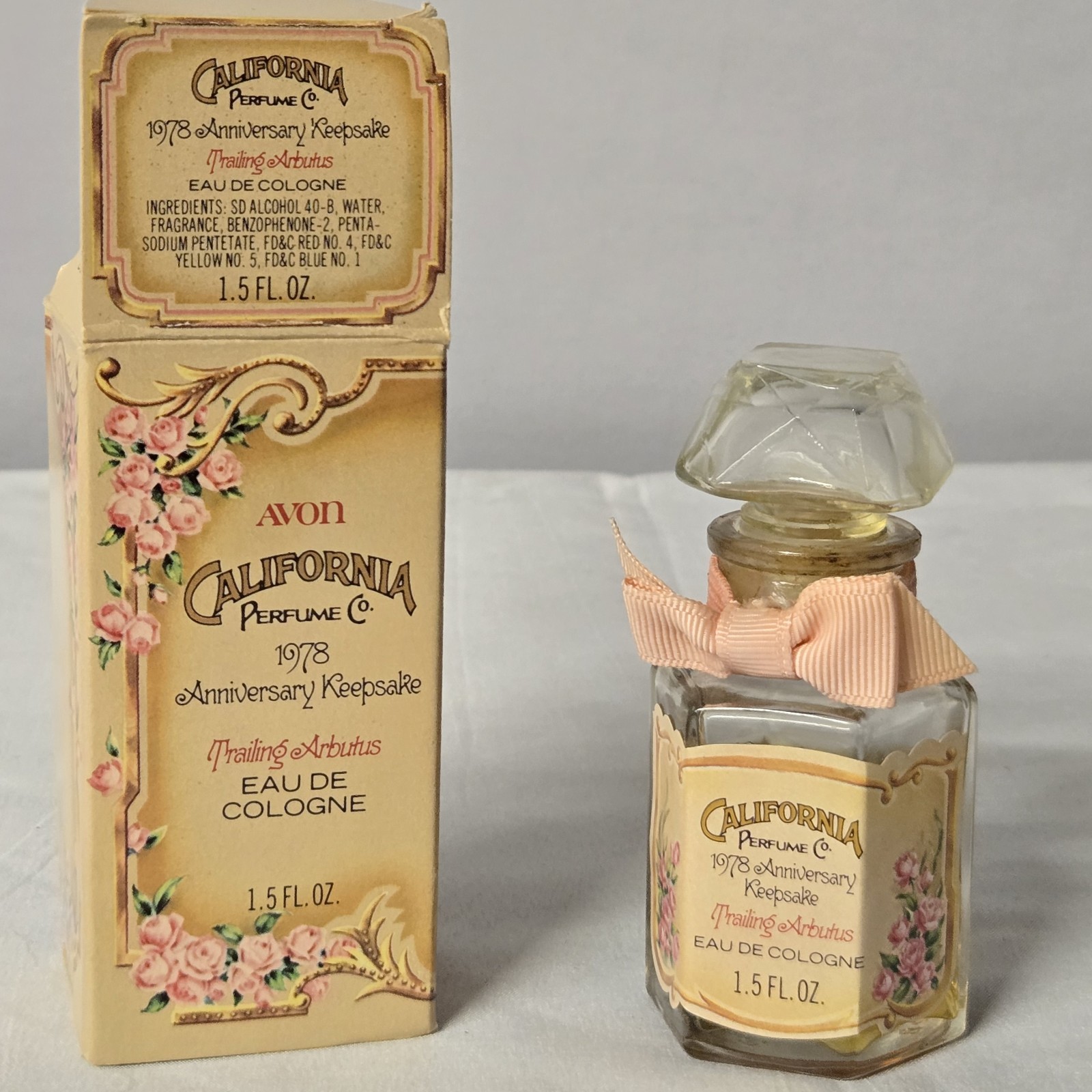 Vintage Avon California Perfume Co. 1978 Ann. Keepsake Trailing Arbutus E17