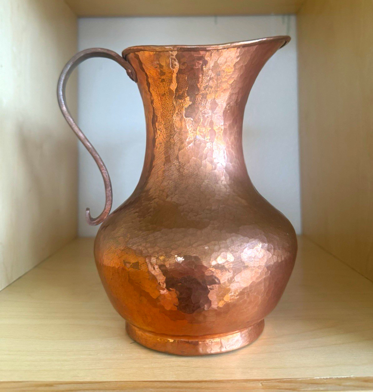 Vintage Hammered Copper Pitcher Vase From Santa Clara De Cobre Mexico Height 8+”
