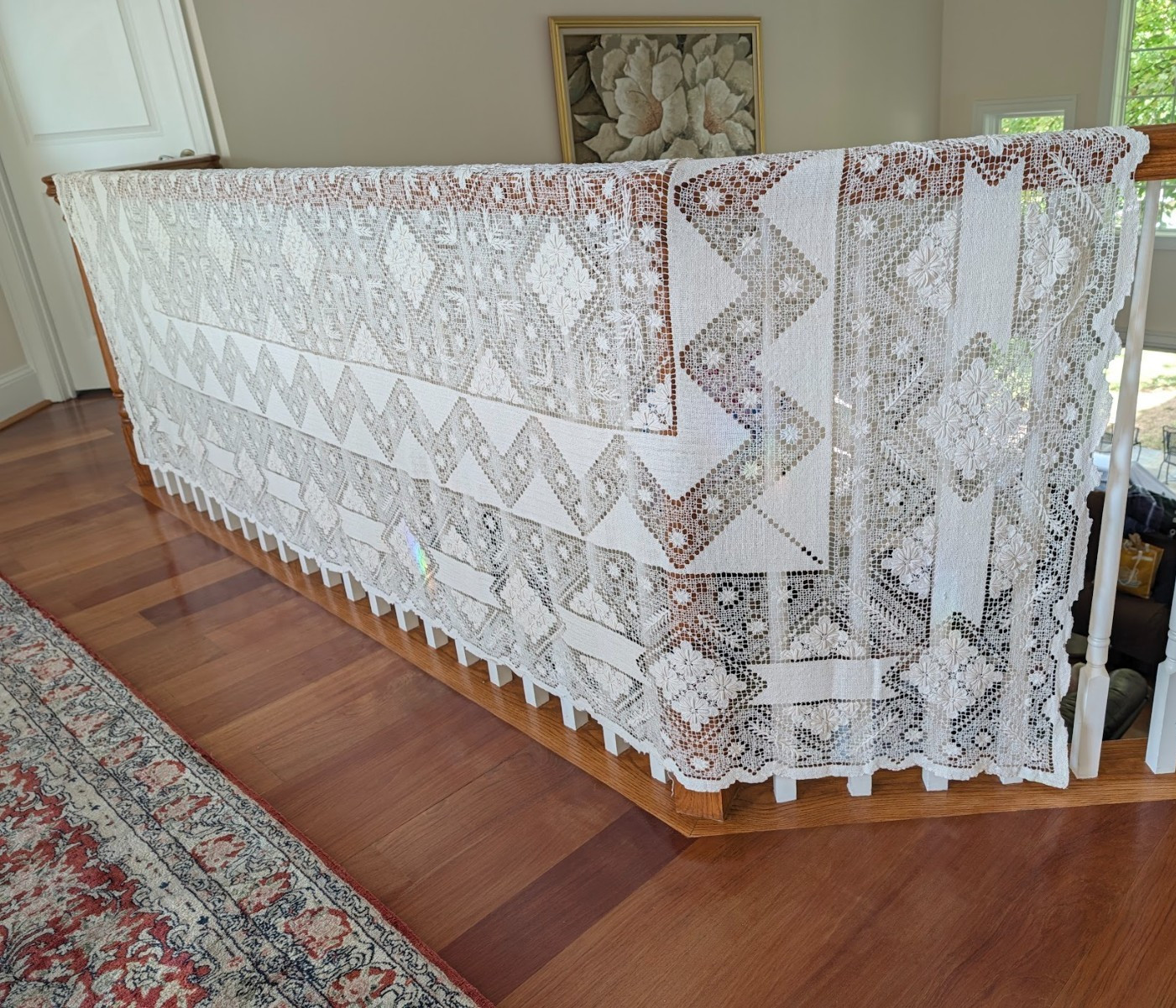 Vintage 100% Handmade Lace Tablecloth 86x118\