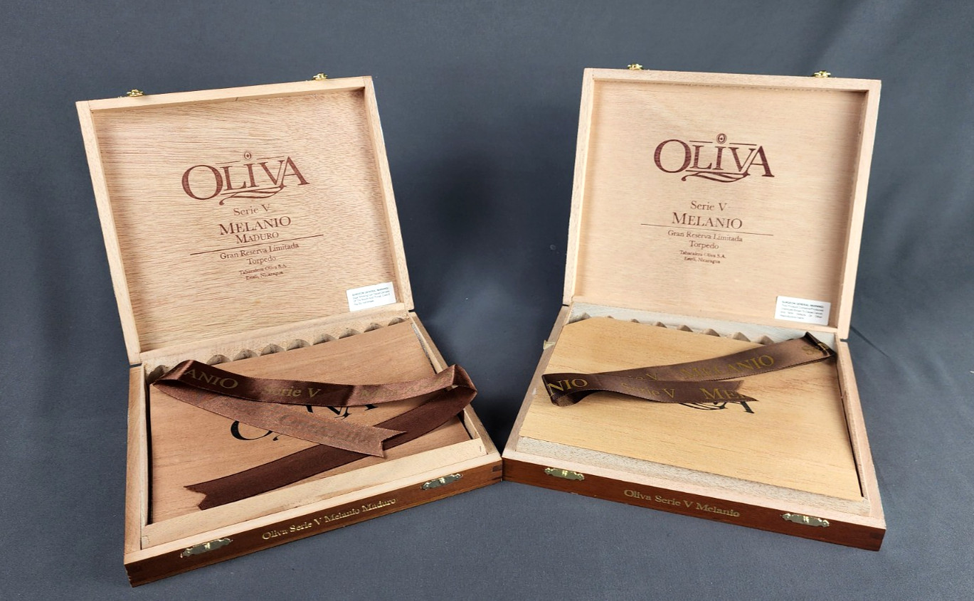 OLIVA Series V Melanio Large Brown Polished Humidor SET 2xBox