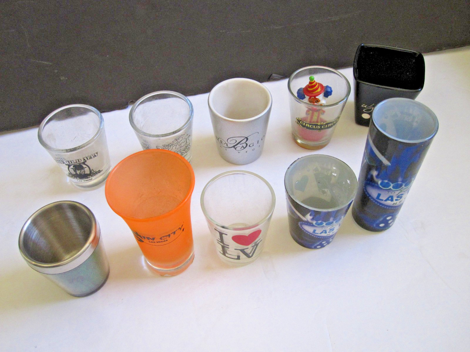 vTg Las Vegas shot glass lot 10 diff incl rare Circus w/Clown Pawn Stars Old Man