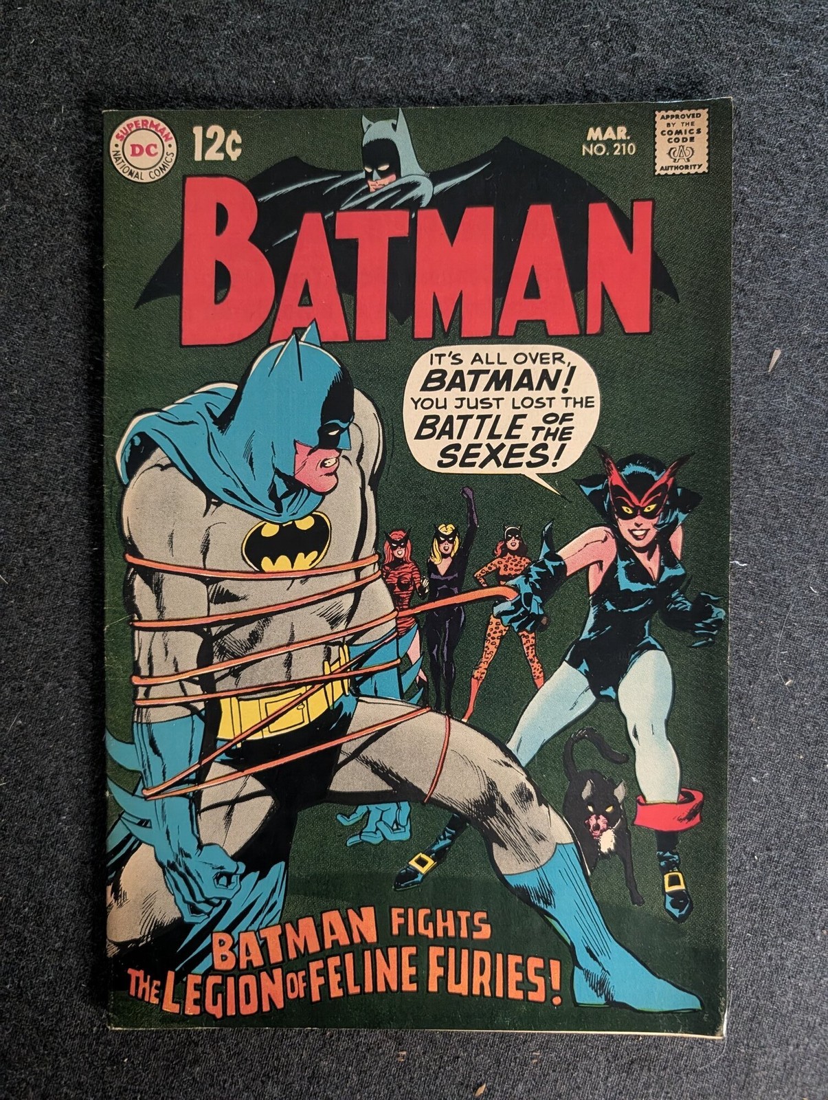 Batman #210 (DC Comics 1969) FN approx 6.0