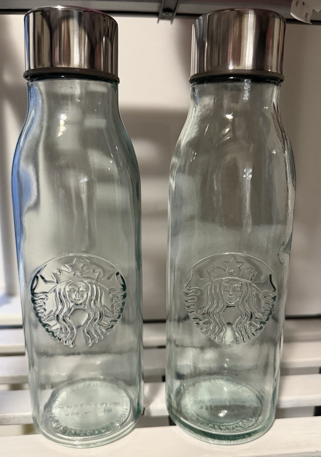 Retired Starbucks 20-ounce recycled glass water bottle - Beautiful 