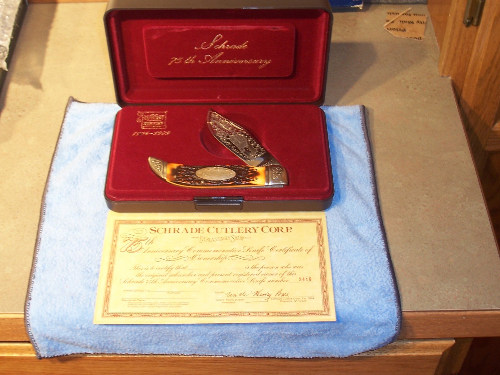 SCHRADE USA 1979 75th ANNIVERSARY CLASP KNIFE#3416 NEVER USED IN BOX & PAPERWORK