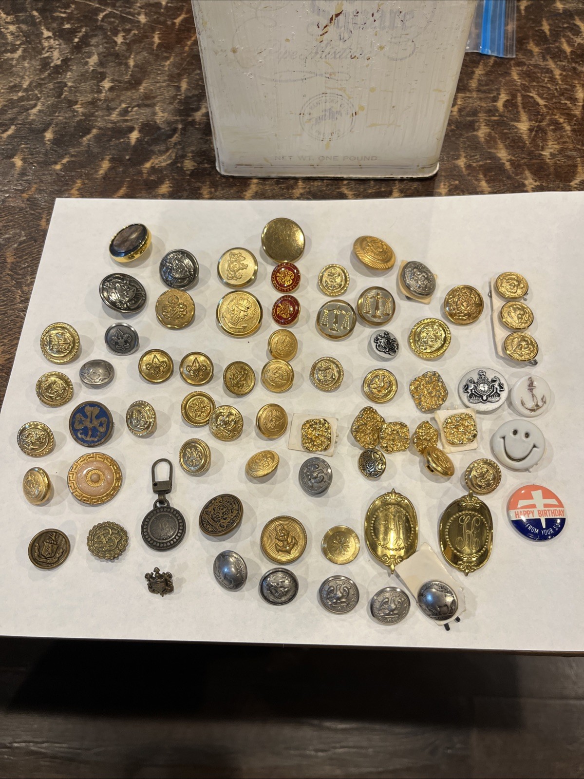 Vintage Grandma’s Button Collection Lot See Pics Lots Of Stuff Military And More