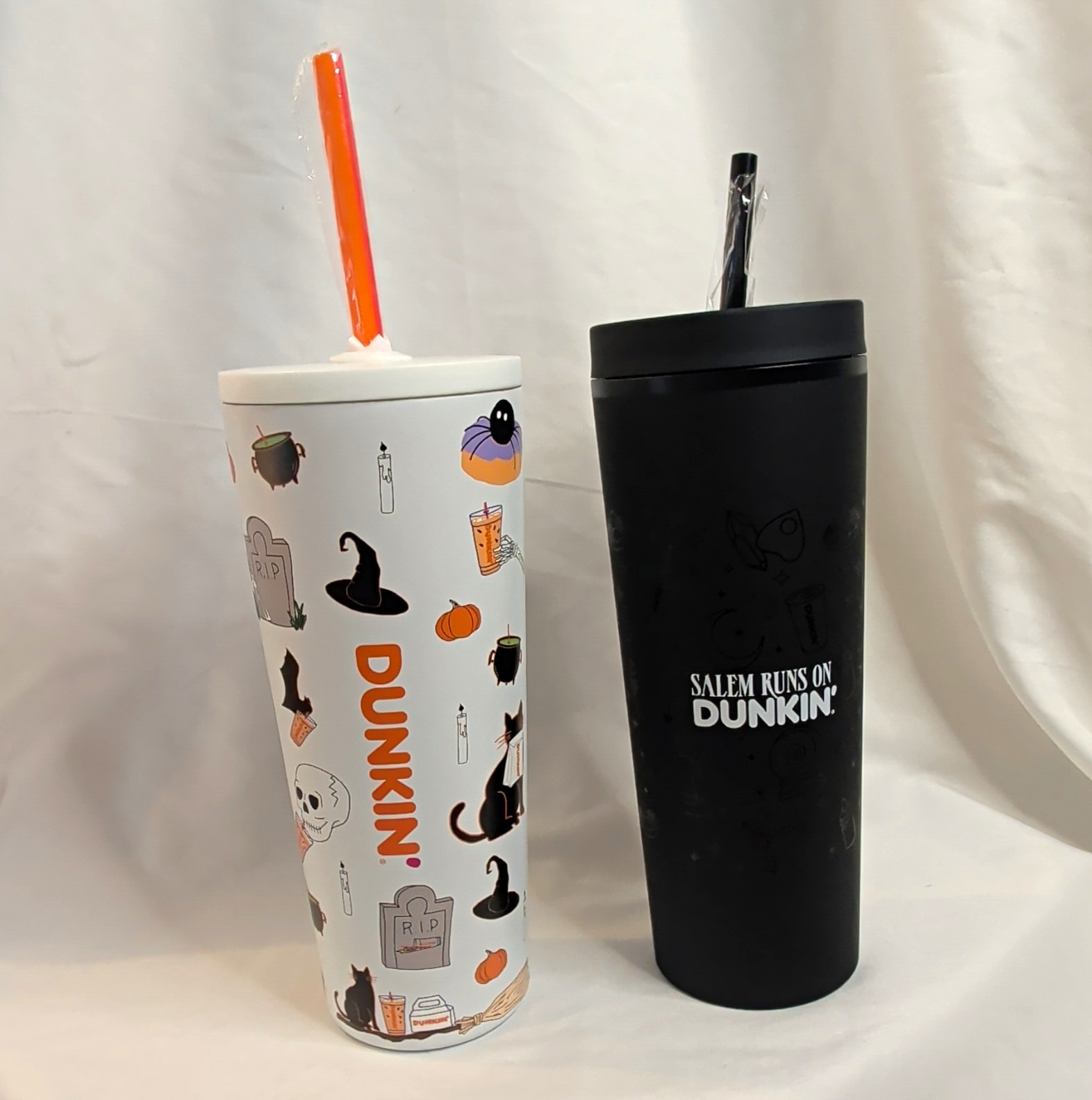 Salem Runs On Dunkin\' Donuts Spooky Halloween Tumblers w/ Straws 2pk Lot Auth. Salem Runs On Dunkin\' Donuts Spooky Halloween Tumblers w/ Straws 2pk Lot Auth.