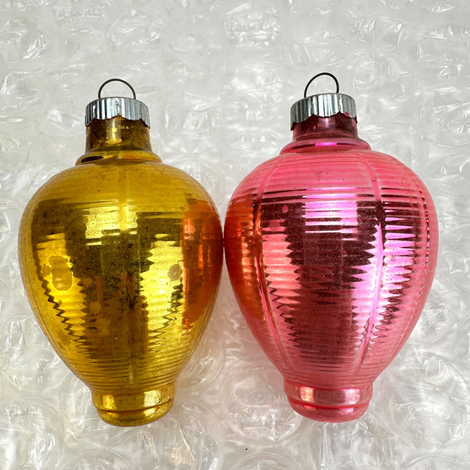 VTG 1950\'s Two Shiny Brite Party Lanterns Christmas Ornaments Pink Gold 3.5\