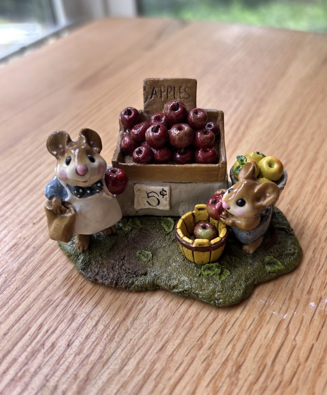 Wee Forest Folk Mouse M-187 “Adam’s Apple” Signed AP 1992