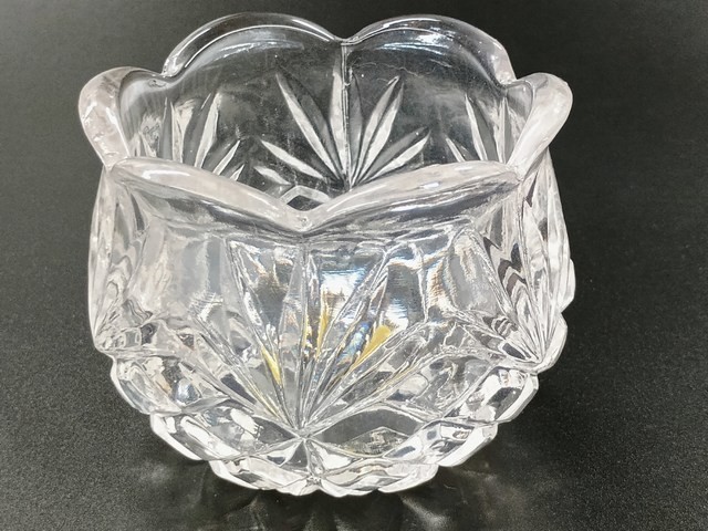 Rose Shape Crystal 3-1/4