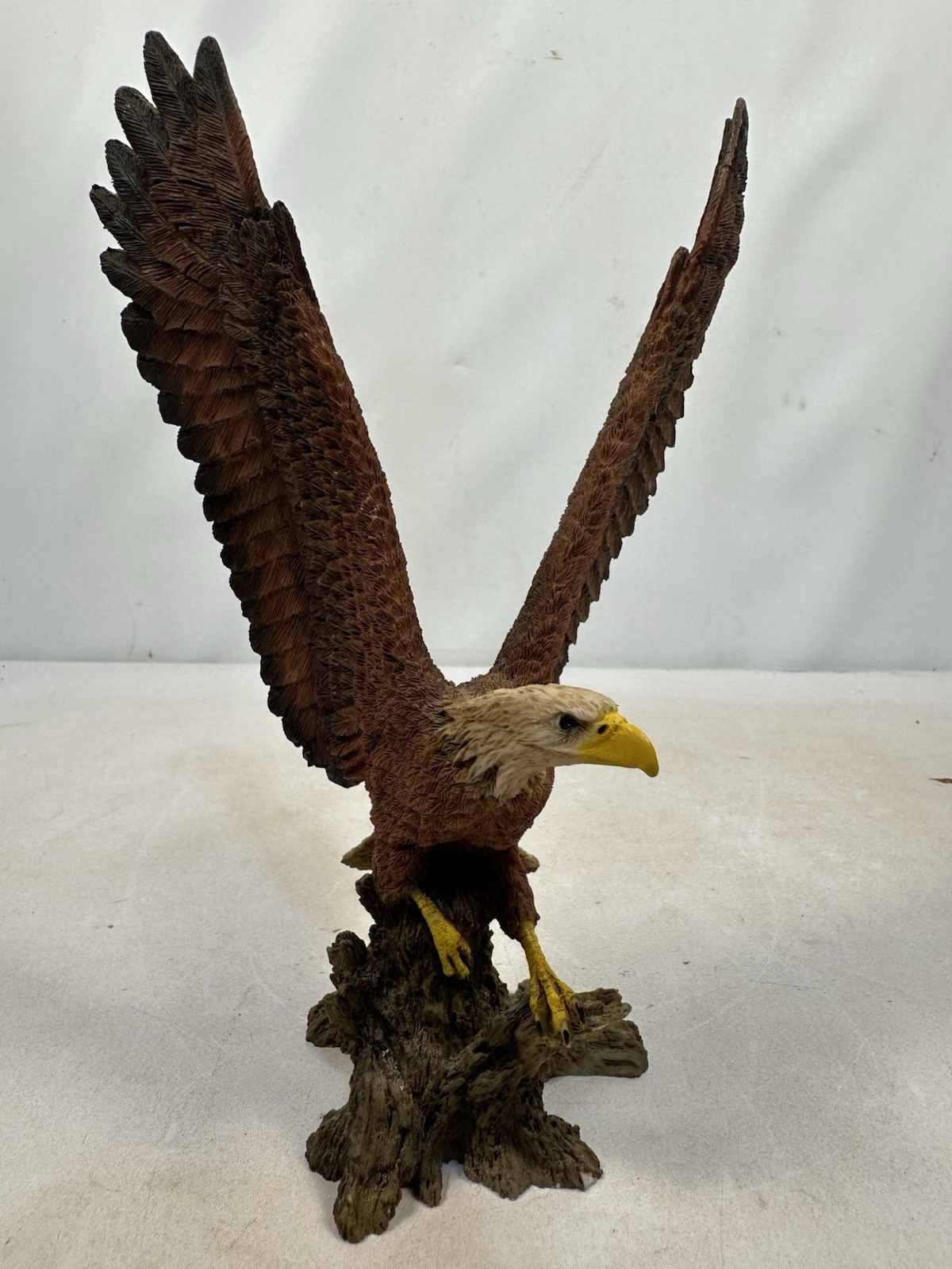 1984 Castagna Bald Eagle Figurine Italy Resin Sculpture 7.5” Tall Wings Spread