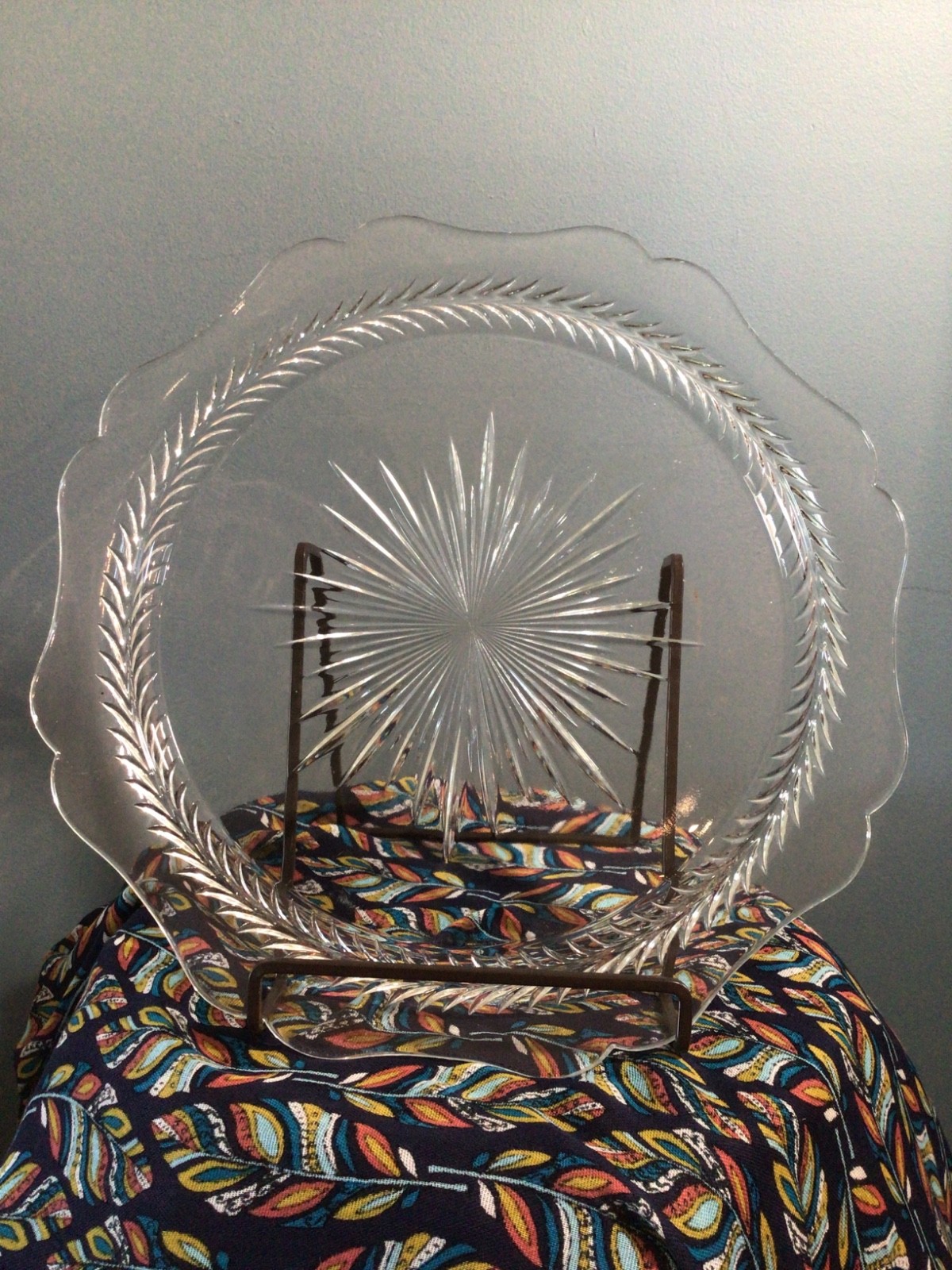 VTG Cake Plate Wavy and Cut Pattern Edge Starburst Middle 11.5
