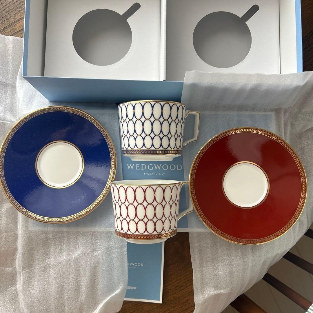 WEDGWOOD Renaissance Gold Cup & Saucer Set of 2 Pair Blue Red Unused With Box