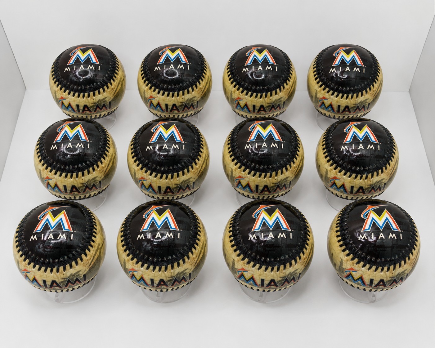 Miami Marlins Skyline Collectible Souvenir Baseball Ball Lot of 12 Miami Marlins Skyline Collectible Souvenir Baseball Ball Lot of 12