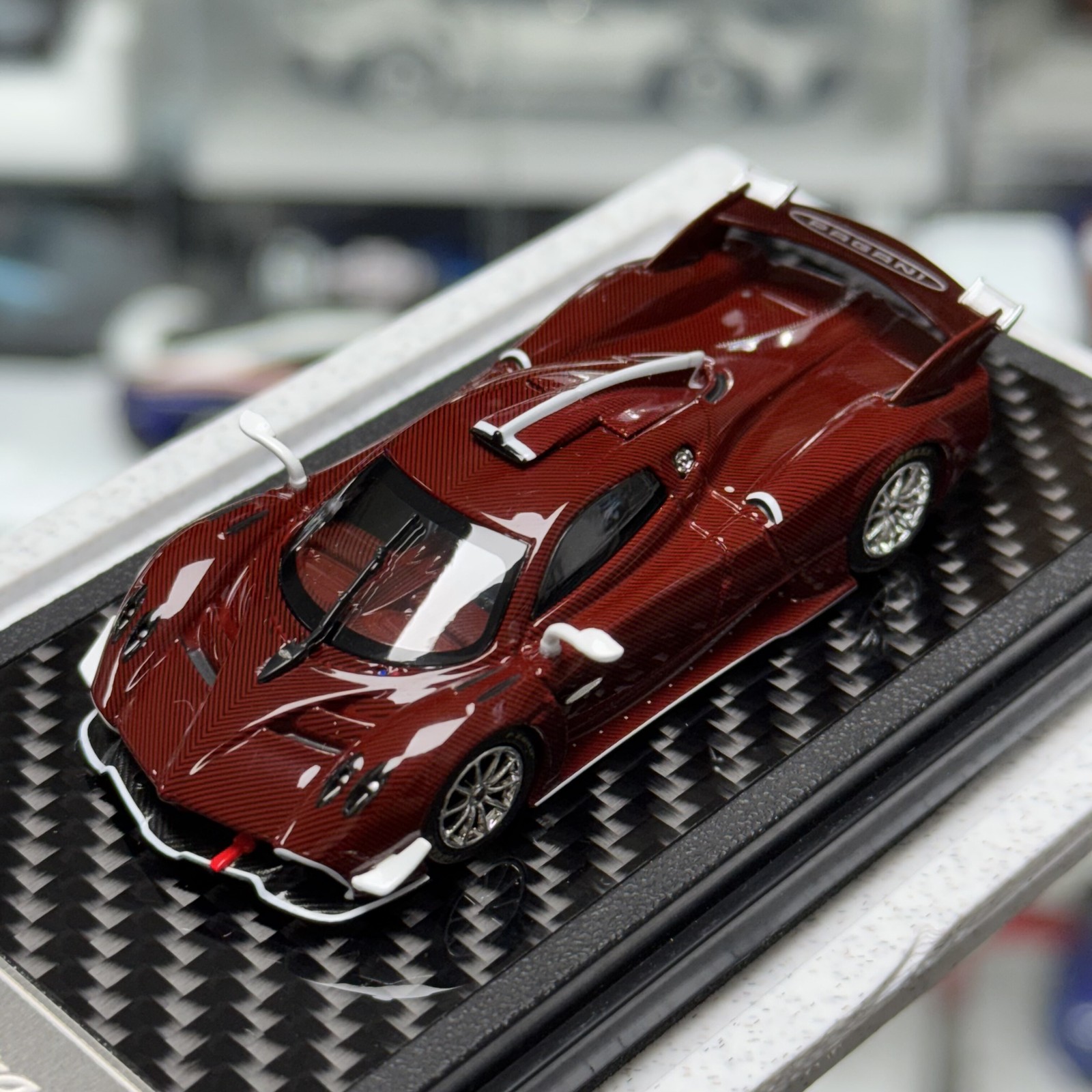 1:64 Huayra R Diecast Alloy Model Car Display Collectible Gift Premium