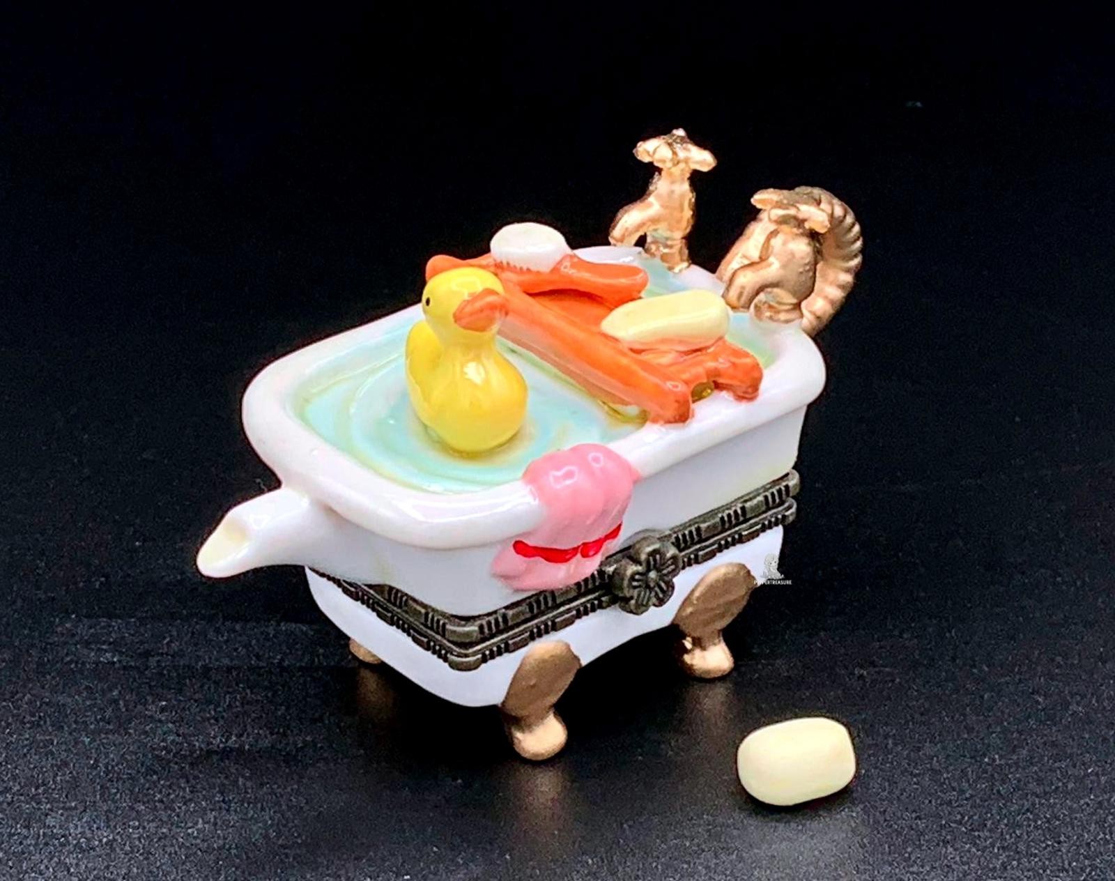 Mini Porcelain Bathtub Trinket Box with Soap Trinket & Duck Vanity Décor