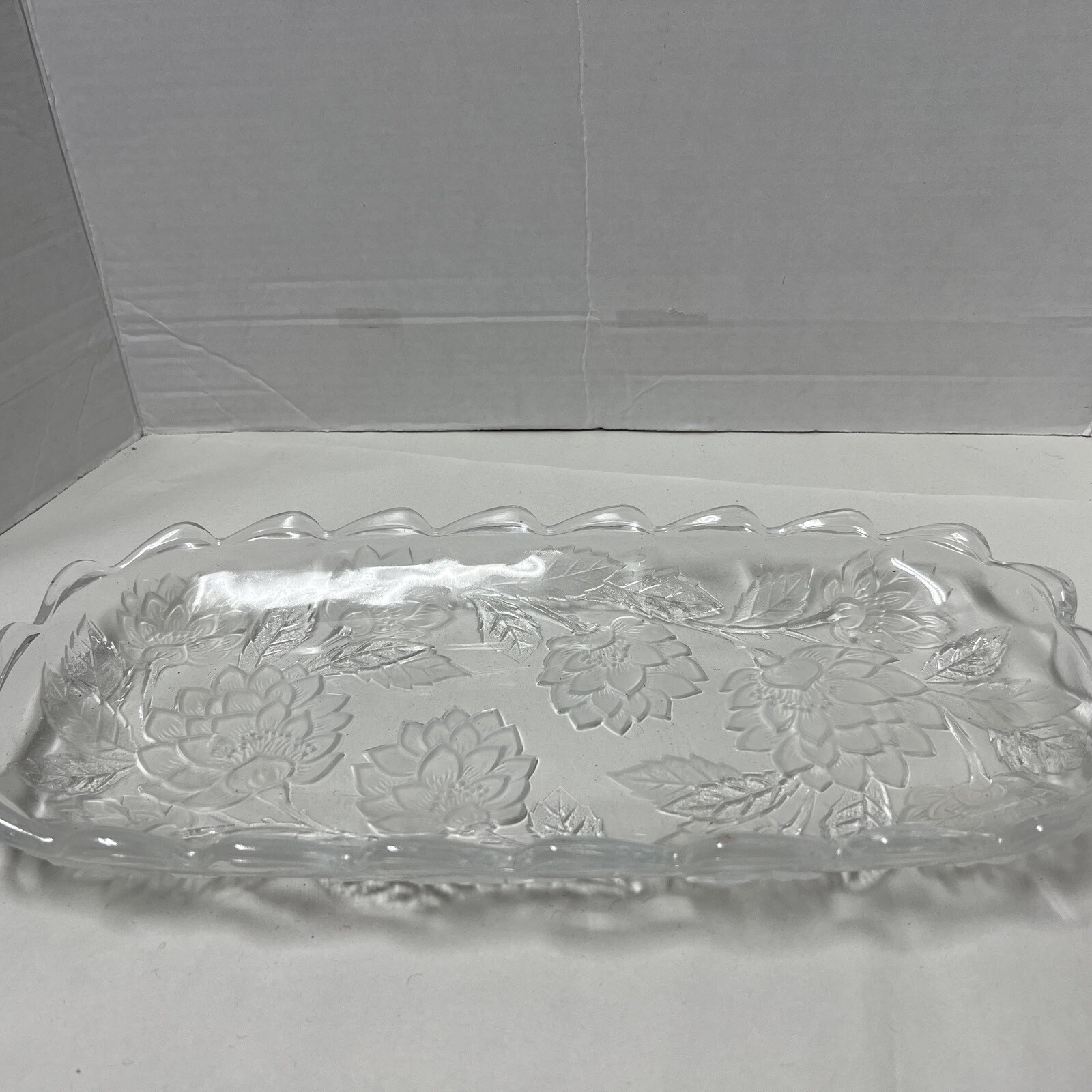 Beautiful Ornate Frosted Etched Raised Flower Leaf Cut Glass Platter Tray