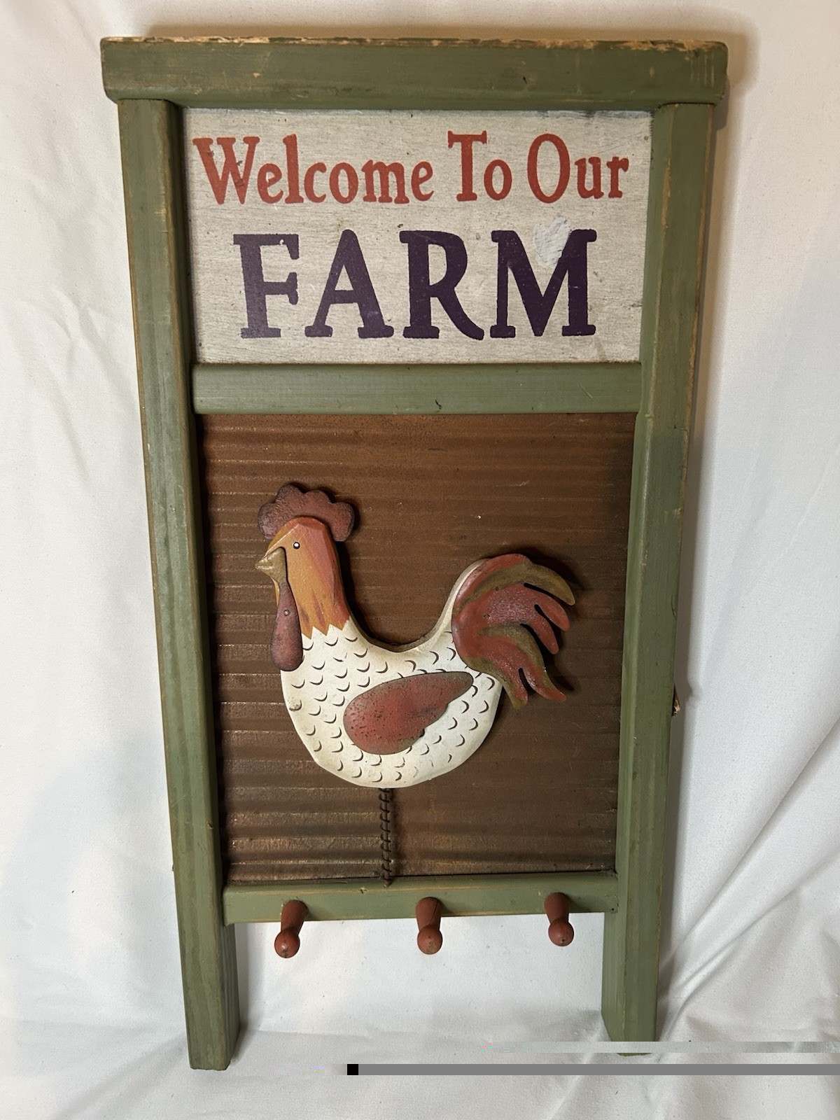VTG Welcome To Our Farm Chicken Rooster Washboard Key Holder Wall Decor Home