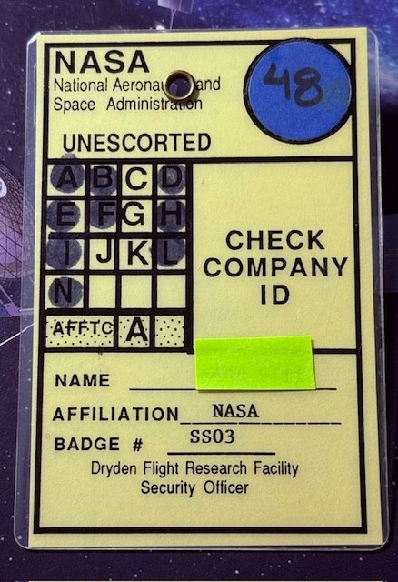 NASA JAMES DRYDEN FLIGHT RESEARCH OBSOLETE LAMINATED NAMED BADGE