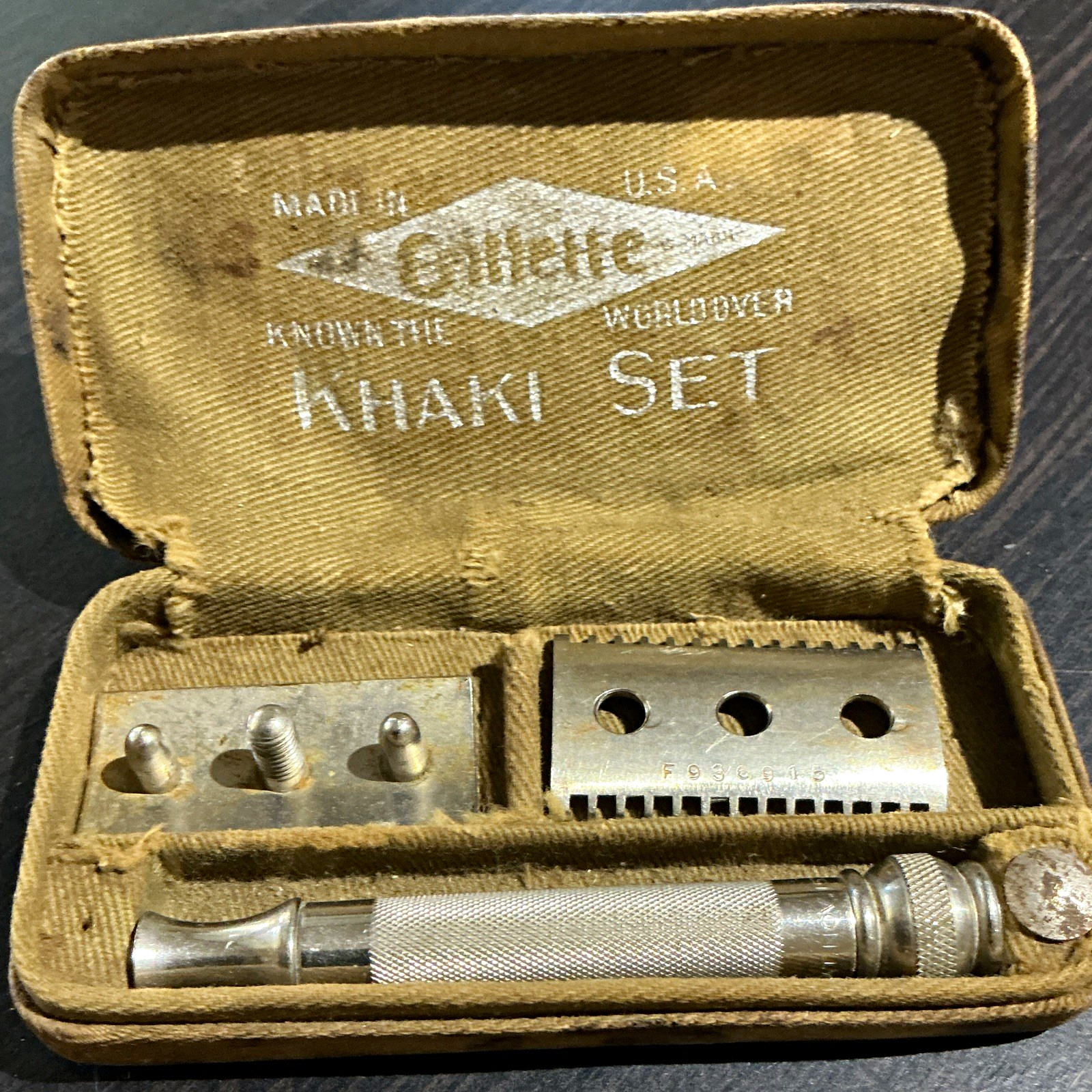 Vintage Gillette Khaki Set Metal Safety Razor Kit in Case, Made in USA