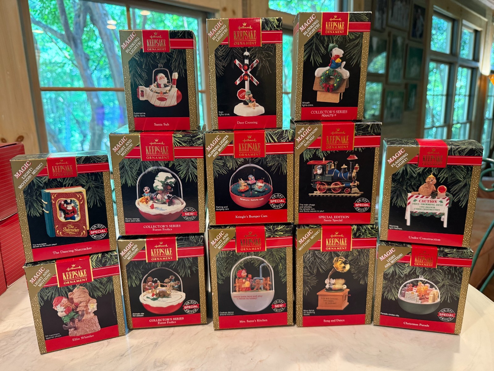 REDUCED HALLMARK VTG MAGIC MOTION, LIGHT AND SOUND ORNAMENTS LOT 29 NIB -