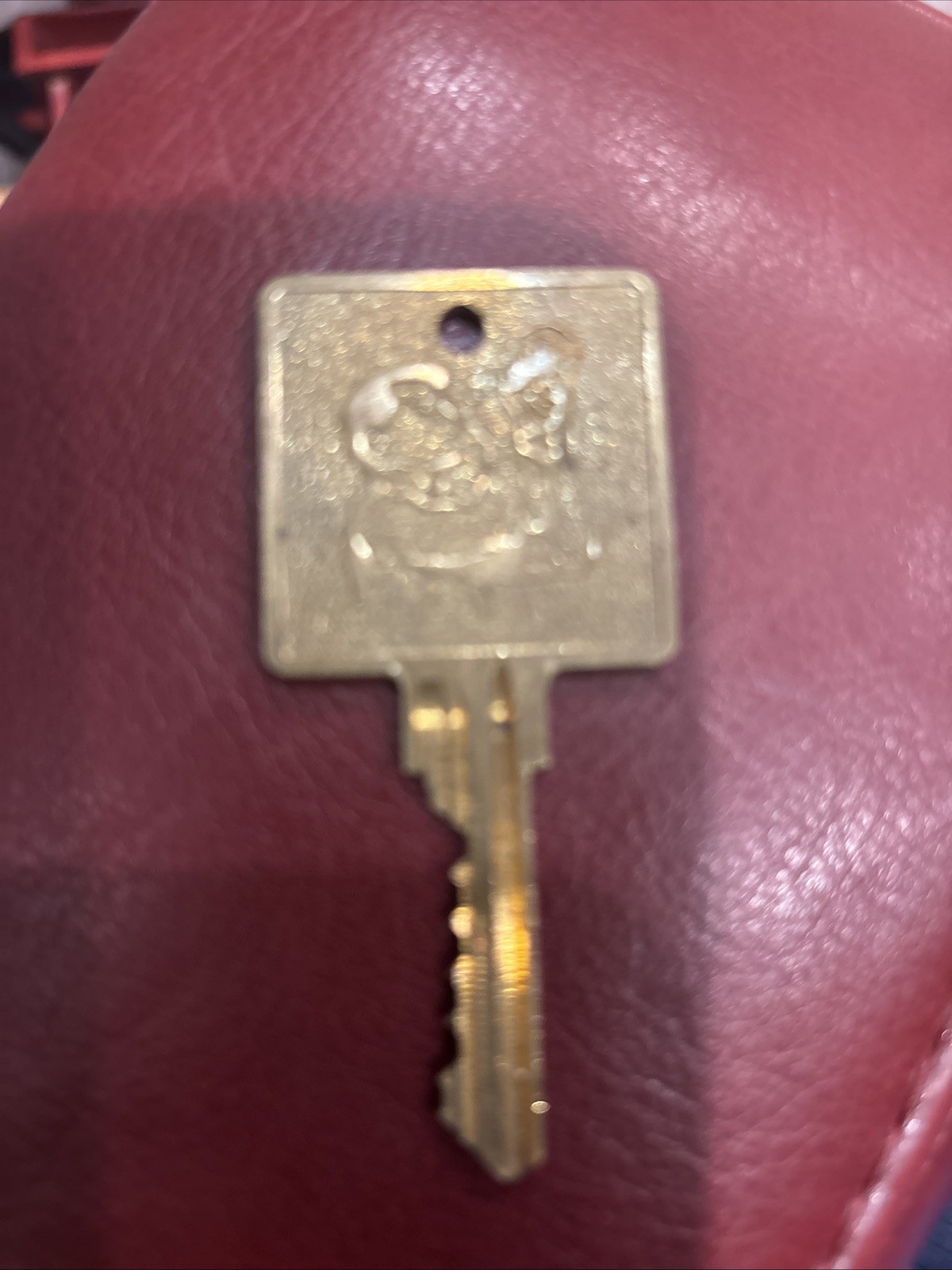 VINTAGE COCO PALMS RESORT KAUAI HI BRASS HOTEL ROOM KEY ELVIS BLUE HAWAII #825