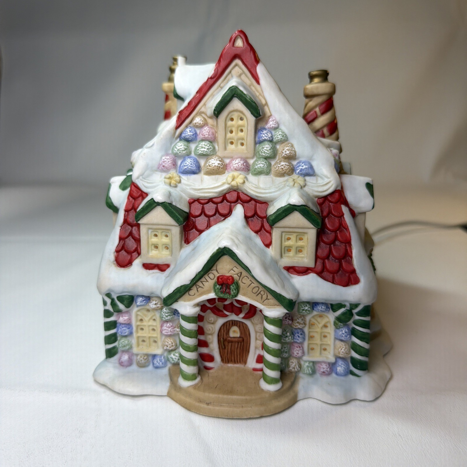 Hawthorne Village “The Candy Factory”Christmas Town Collection Sculpture #1766A