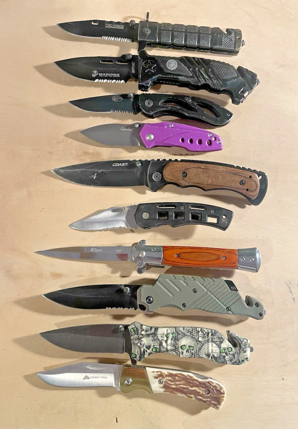 Lot of 10 Folding Knives Coast, Mtech, Frost, Tac Force Lot of 10 Folding Knives Coast, Mtech, Frost, Tac Force