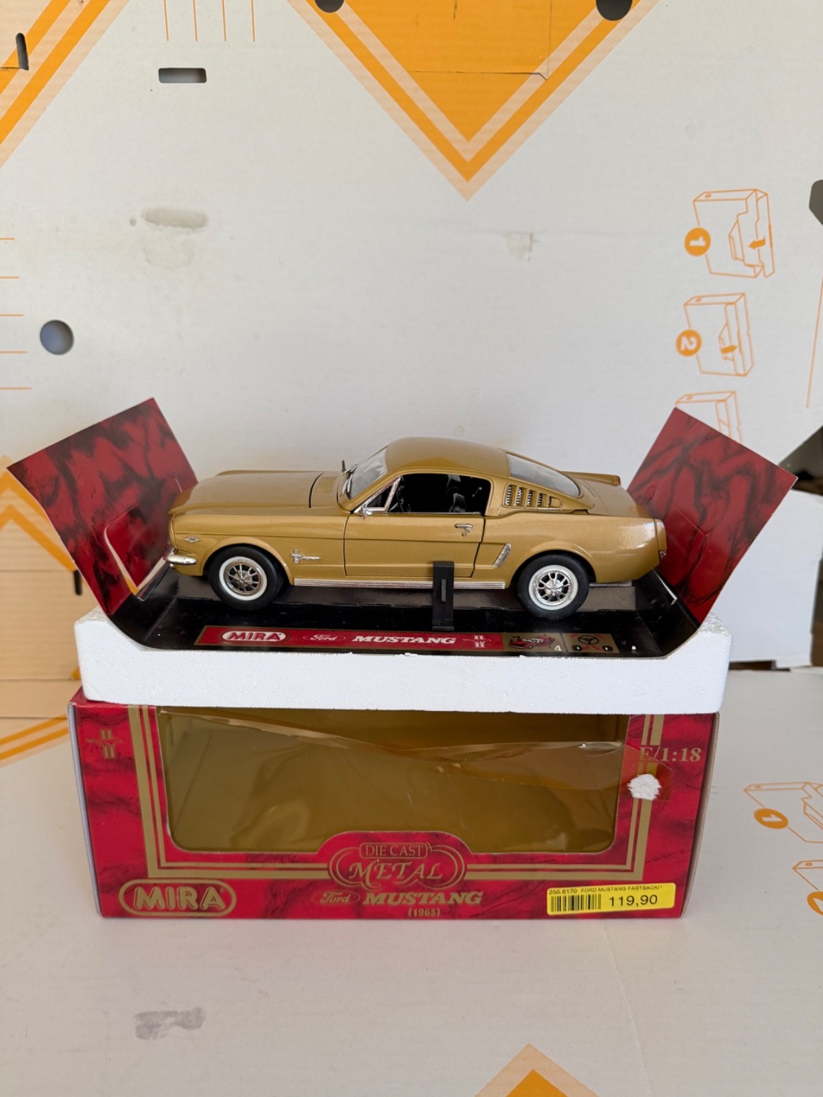 miniature car lot LOT N3