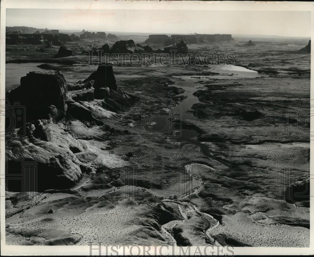 1968 Press Photo Arizona, aerial view of Gunsight butte on Lake Powell.