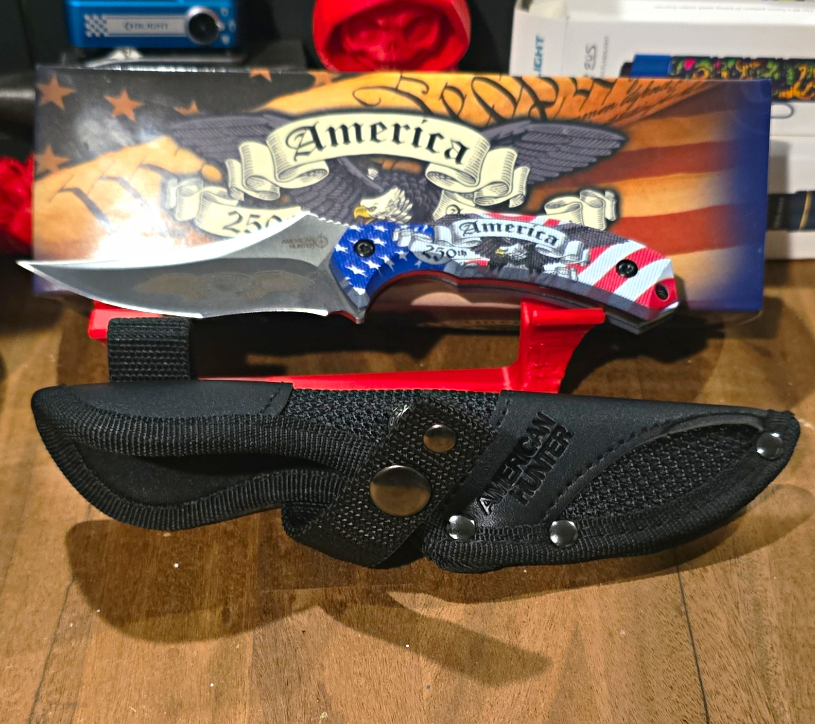 American Hunter 250th Anniversary Fixed Blade Knife (Model AH042)