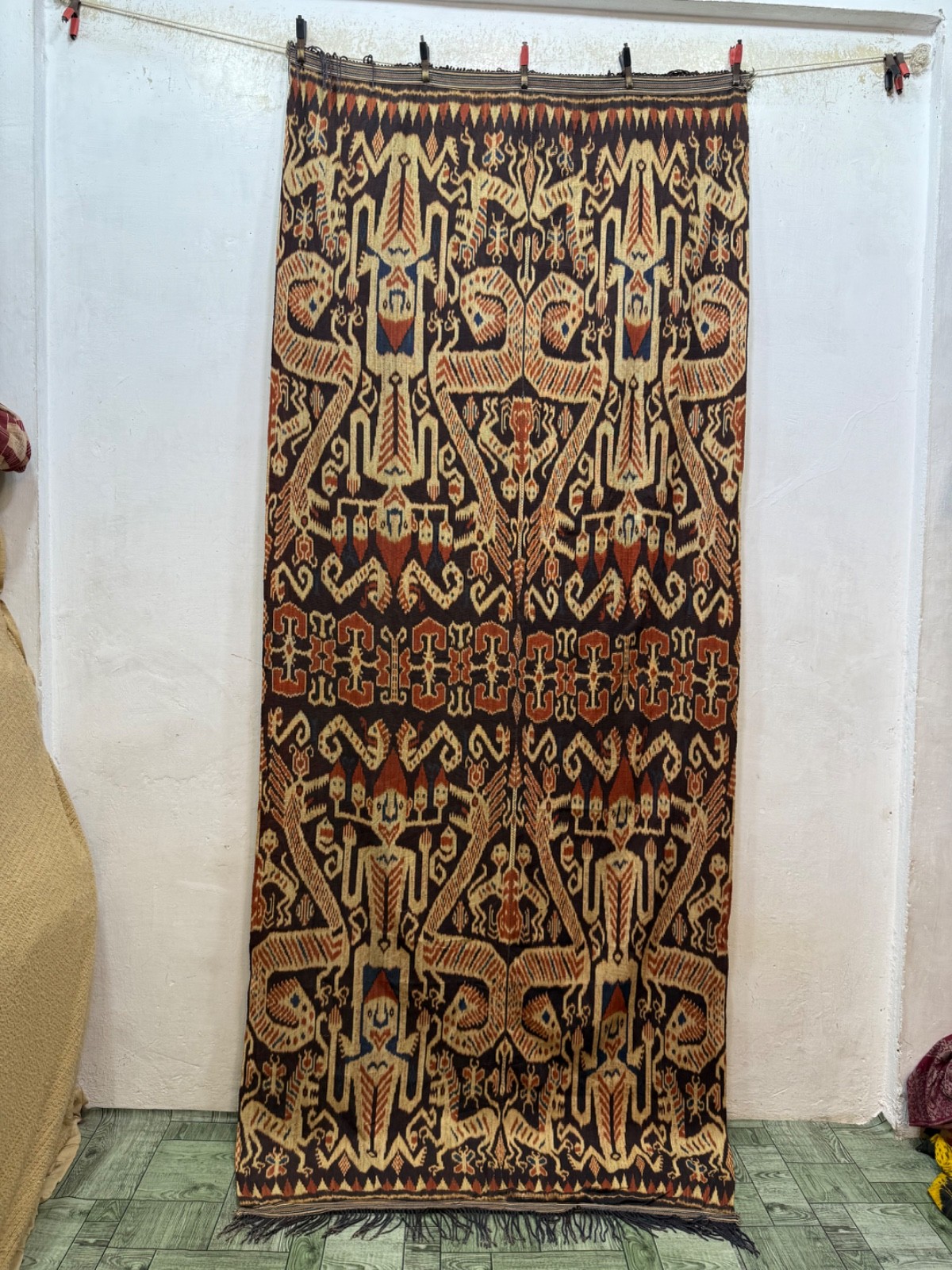 Antique Beautiful Indonesian Ikat Technique Textile Cloth Wall Hanging 238x101Cm