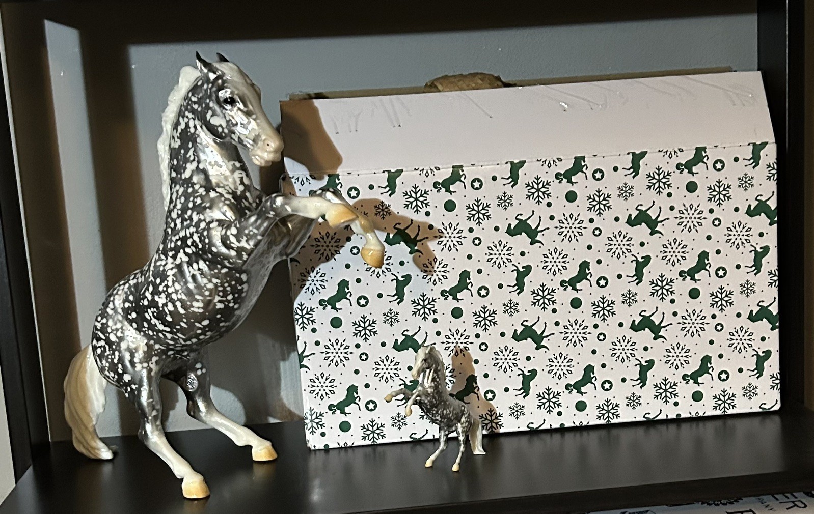 Breyer Horses Killington & Little Killington Winter Decorator with box