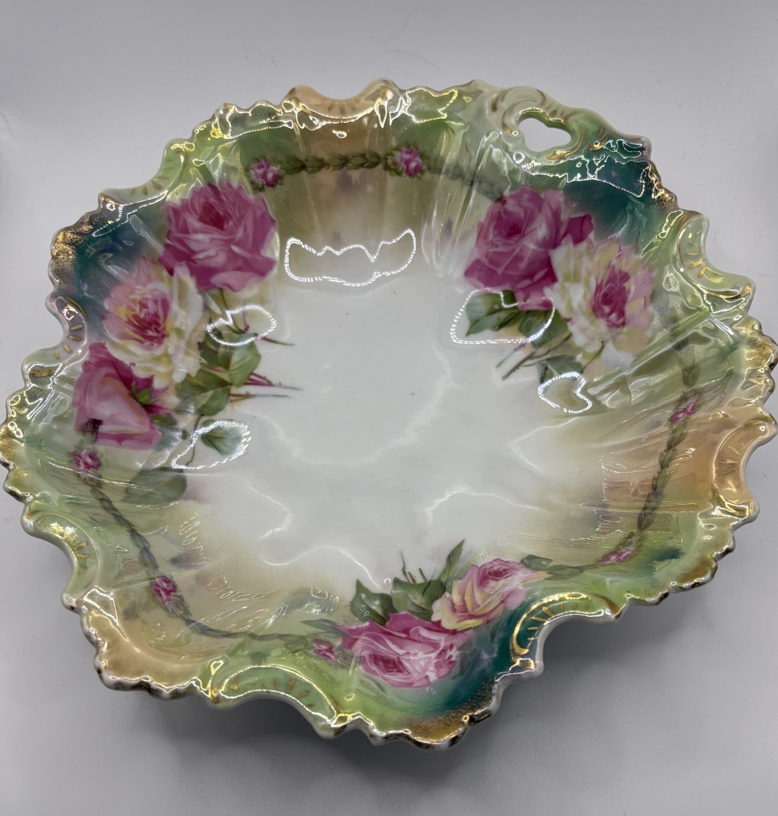 Vintage Japanese Opalescent Porcelain Rose Bowl Gold Trim Pierced Handles 8\