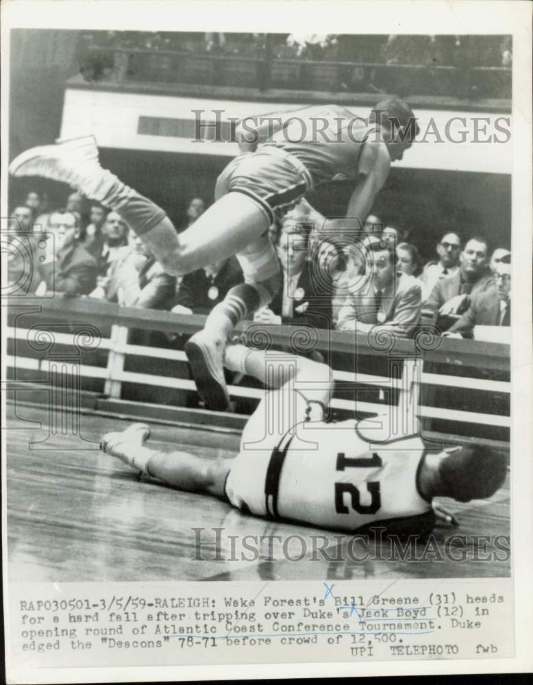 1959 Press Photo Wake Forest\'s Bill Greene trips over Duke\'s Jack Boyd, Raleigh 1959 Press Photo Wake Forest\'s Bill Greene trips over Duke\'s Jack Boyd, Raleigh