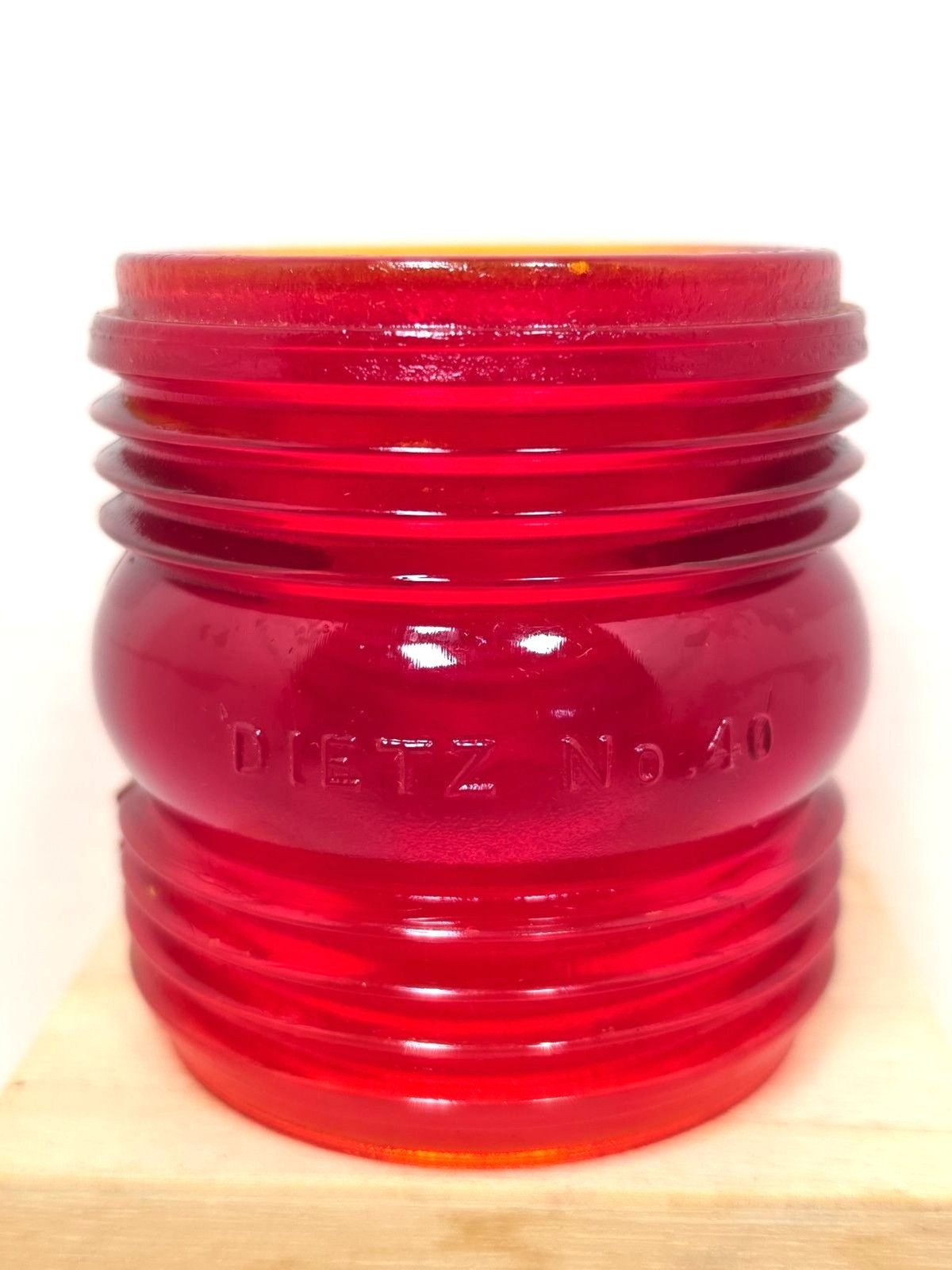Dietz No. 40 Fresnel Lantern Globe Red Traffic Gard Antique Kerosene Glass