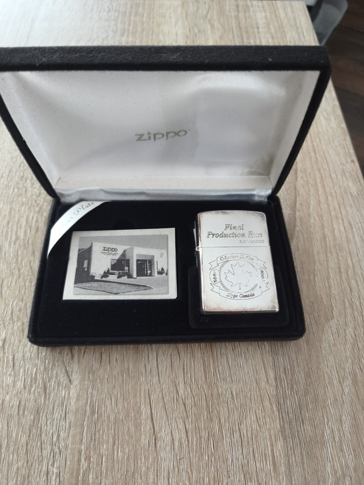 2002 Zippo Canada Collector\'s Edition Numbered Final Production Run