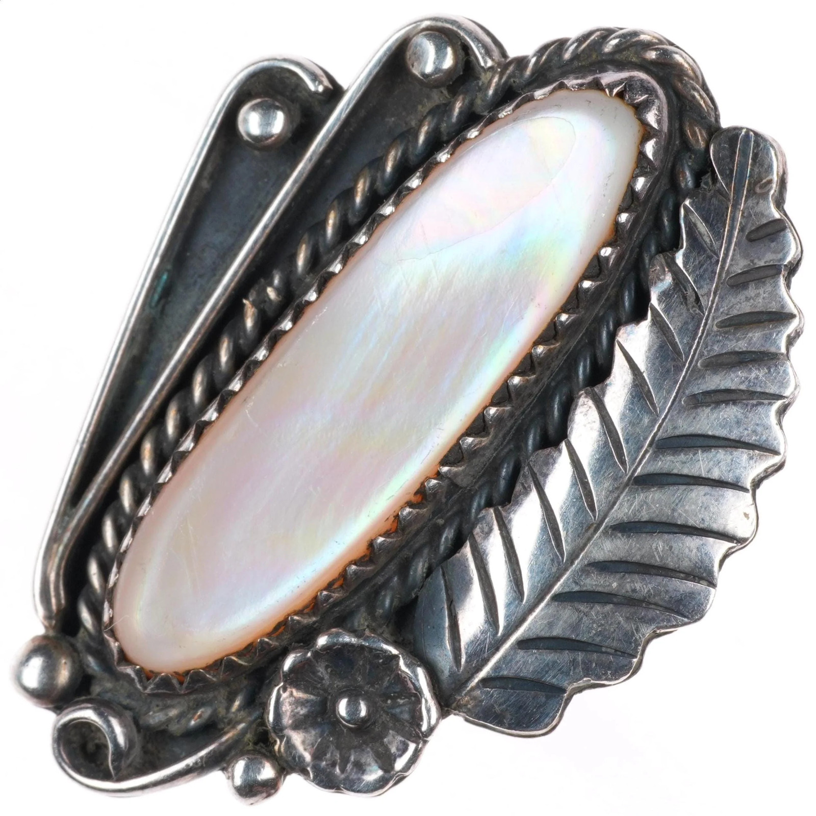 sz8 vintage Navajo sterling silver pink mother of pearl shell ring sz8 vintage Navajo sterling silver pink mother of pearl shell ring