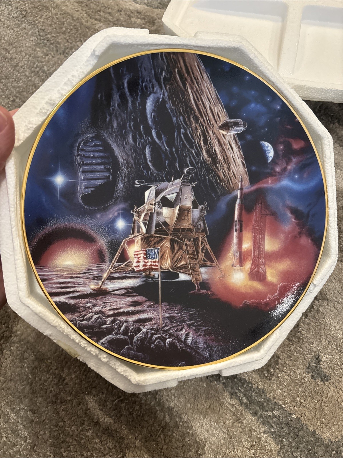 The Hamilton Collection Moon Landing Collector’s Plate by Don Dixon