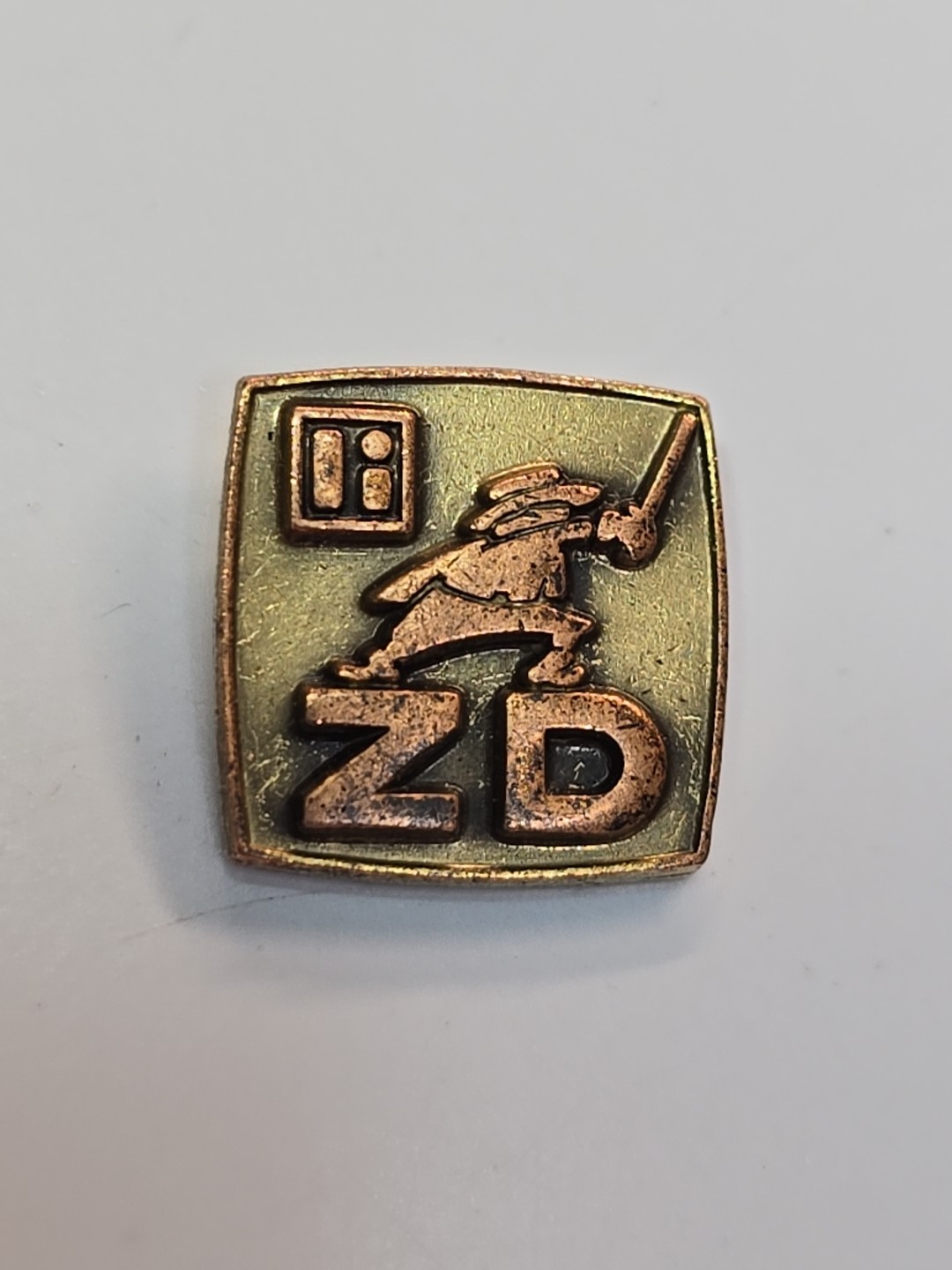 Litton Industries ZD Lapel Pin Zero Defects Defense Contractor Defunct 2001