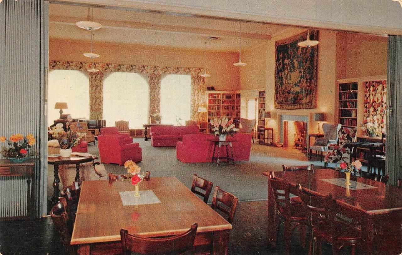 CLAREMONT, CA California  PILGRAM PLACE Abernathy Hall Parlor  c1950\'s Postcard