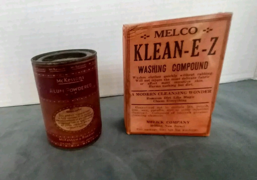 LOT OF 2 - VTG MCKESSON & ROBBINS POWDERED ALUM TIN & KLEAN-EZ WASHING COMPOUND