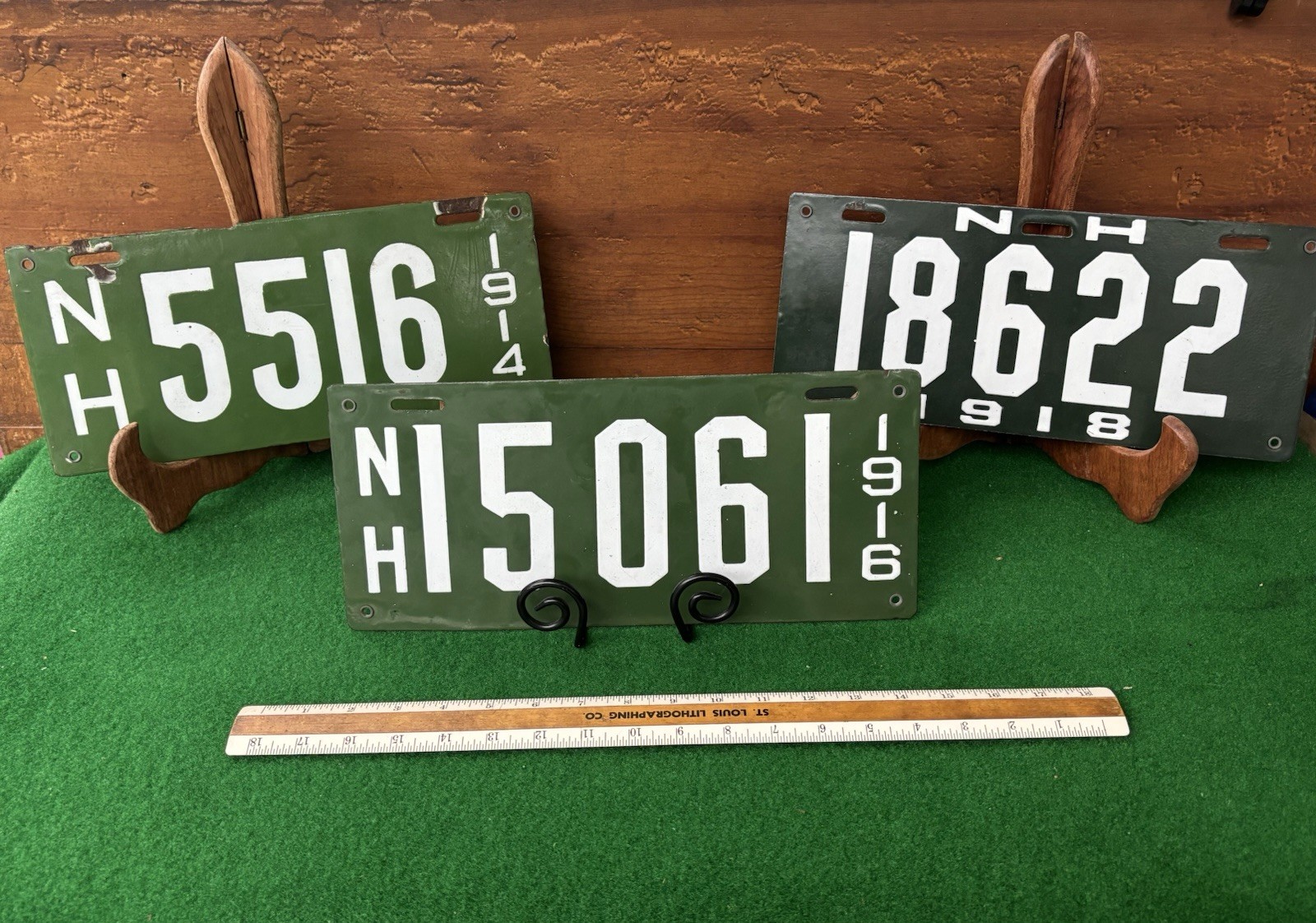 THREE ANTIQUE NEW HAMPSHIRE GREEN PORCELAIN LICENSE PLATES 1914, 1916 & 1918 THREE ANTIQUE NEW HAMPSHIRE GREEN PORCELAIN LICENSE PLATES 1914, 1916 & 1918